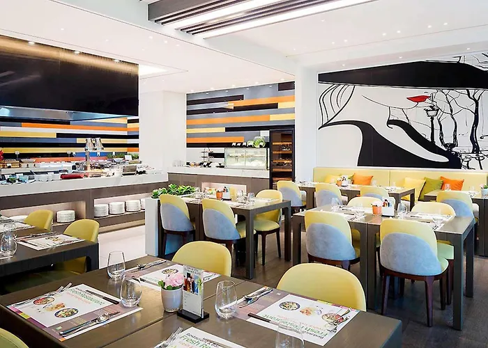 Hotel Ibis Styles Ambassador Gangnam 3*